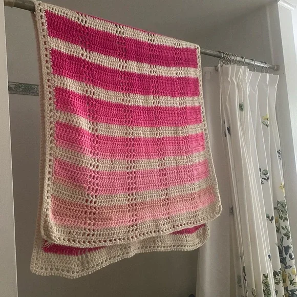 Vintage Handmade pink striped afghan throw blanket perfect for little gi… - Picture 3 of 9
